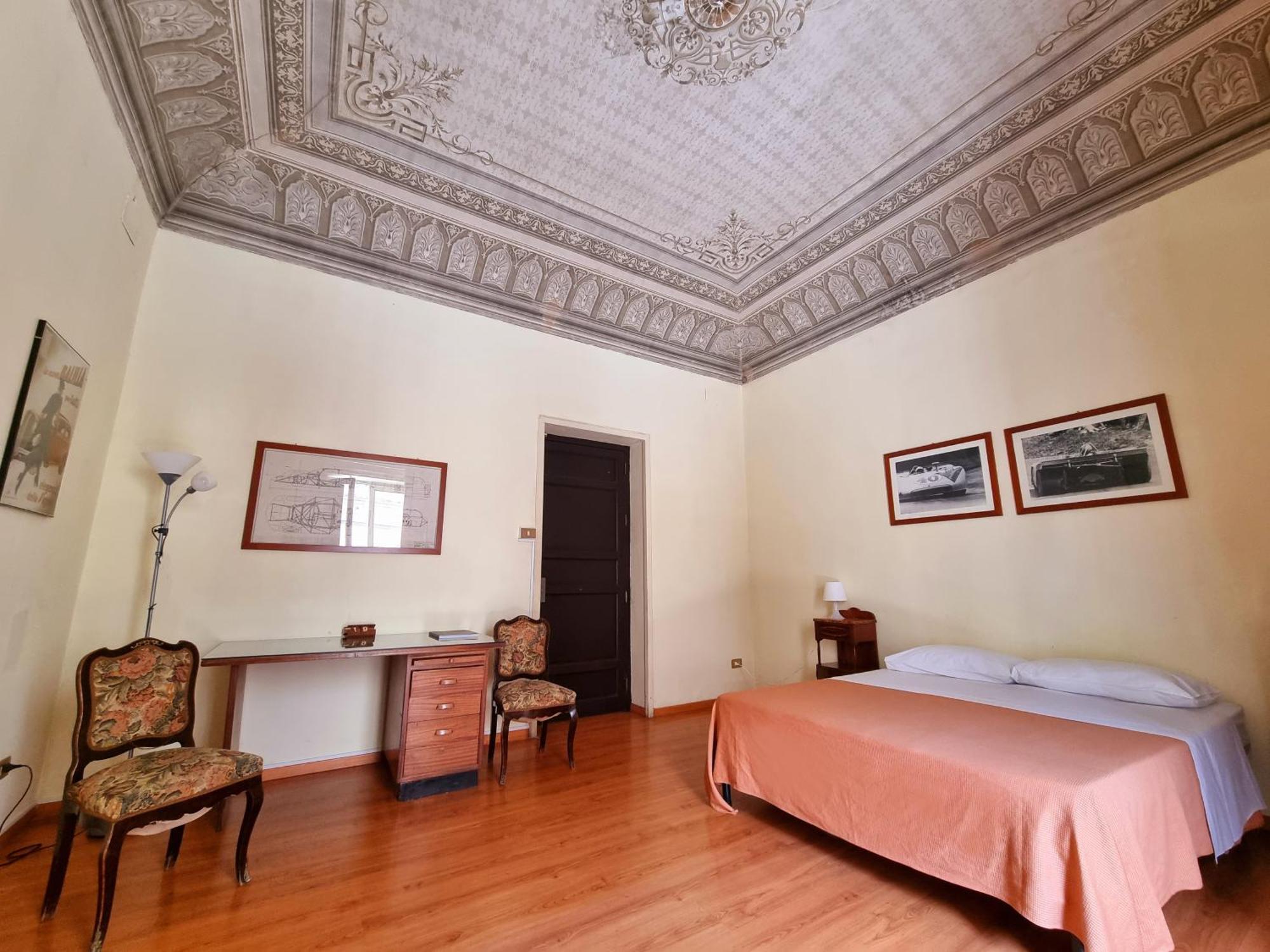 Piazza Politeama Apartment - Palermo, Palermo