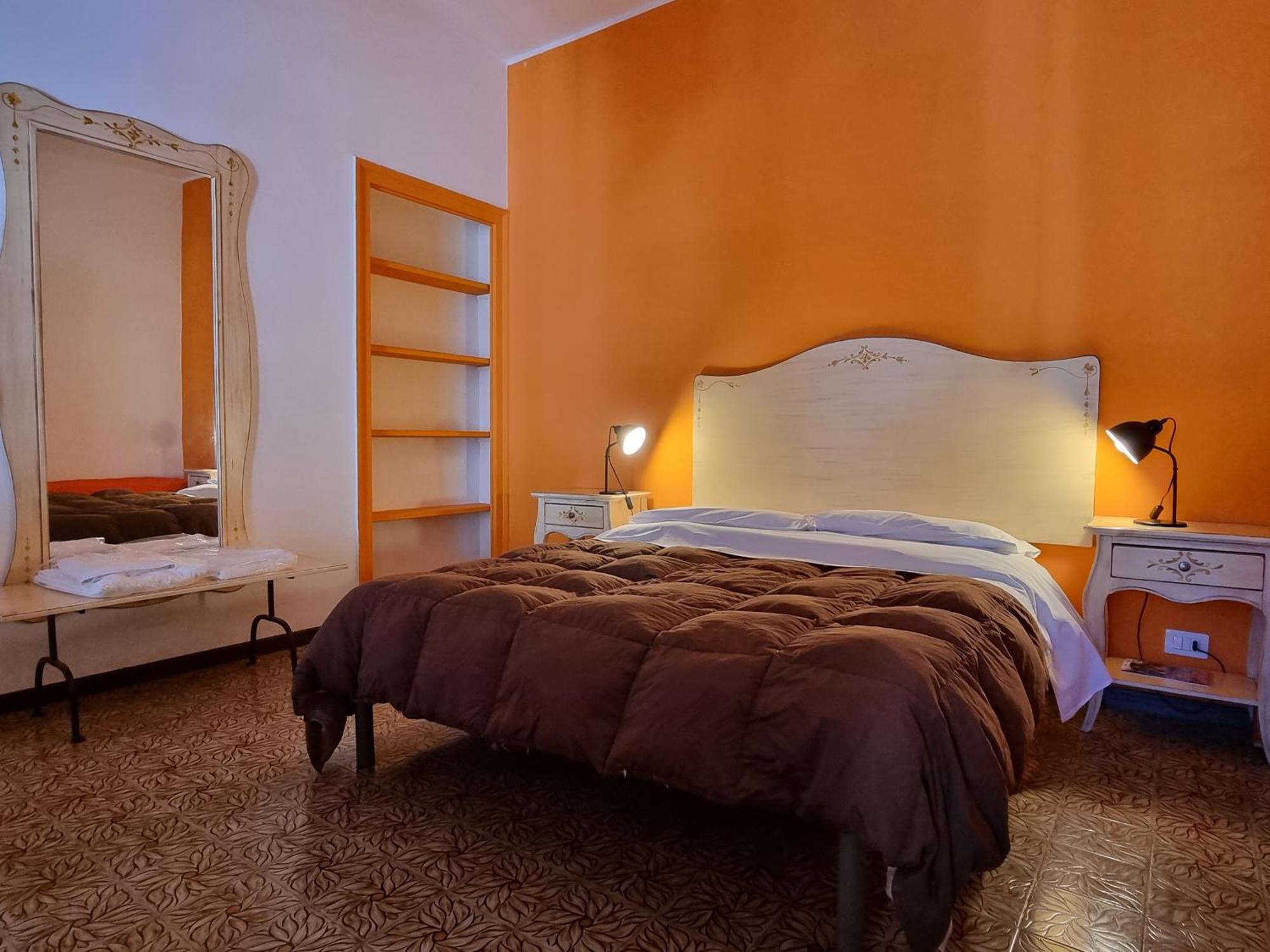 Piazza Politeama Apartment - Palermo — Photos 1